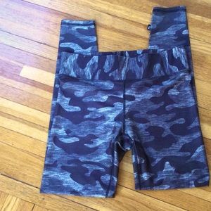 Terez brand camouflage leggings